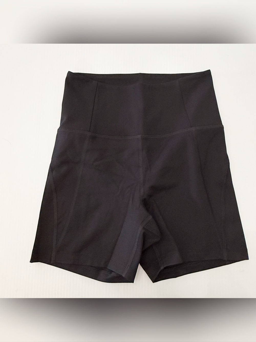 Girlfriend Collective High-Rise Run Bike Shorts - S